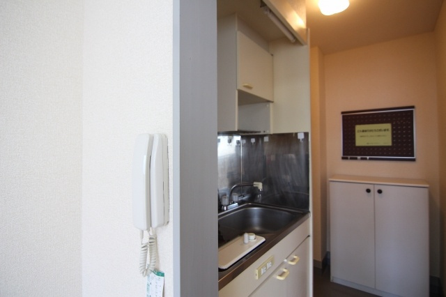 第二中里マンションのキッチン|他のお部屋の参考写真となります。
