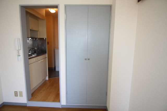 第二中里マンションの収納|他のお部屋の参考写真となります。
