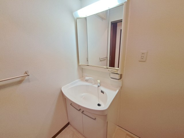 シャルマングルーの洗面所