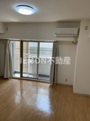 【居間・リビング】 | メゾン・ド・キャラミ