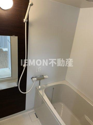 【浴室】 | メゾン・ド・キャラミ