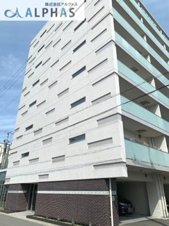 【外観】 | 小・中学校まで徒歩１０分圏内で、お子様の通学も安心の距離♪
