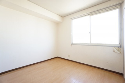 【寝室】 | ハイツゆかり | ※同物件・反転タイプの写真です。