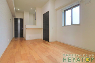 【居間・リビング】 | RIVO浅間町 | 洋室９.8帖（同仕様写真）