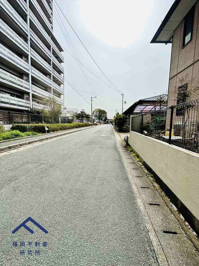 アンピール教育大前の周辺