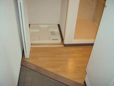 THE BASE四条大宮（ザ・ベース四条大宮）の玄関|玄関から～