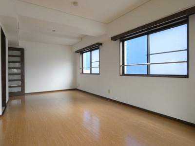 【居間・リビング】 | Gleason Garden | 11.1帖のリビング