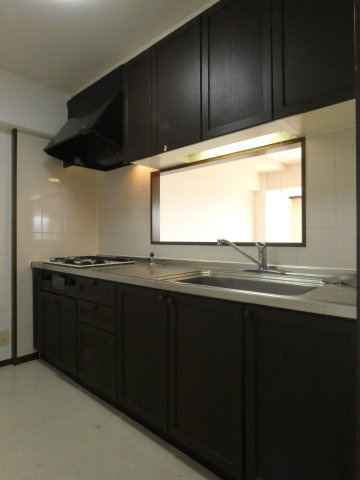 【キッチン】 | Gleason Garden | ガスコンロ3口完備。