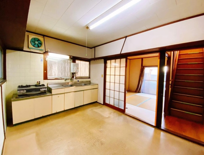 【ダイニング】 | 神戸市垂水区舞子坂3丁目　中古戸建　収益