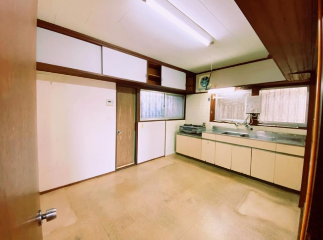 【ダイニング】 | 神戸市垂水区舞子坂3丁目　中古戸建　収益