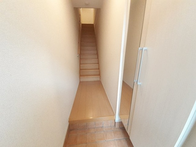 【玄関】 | サンライズ・レジデンス　Ⅱ | 玄関