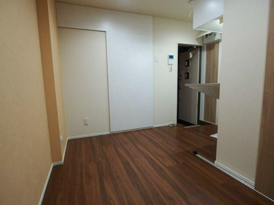 【洋室】 | ラマーリエ中野