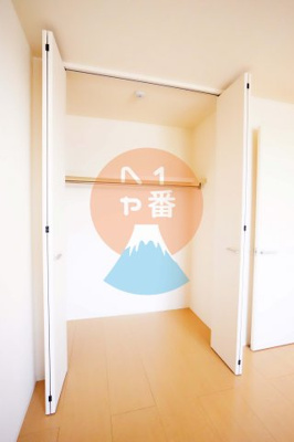 【収納】 | スワンナプーム | お洋服かけられます