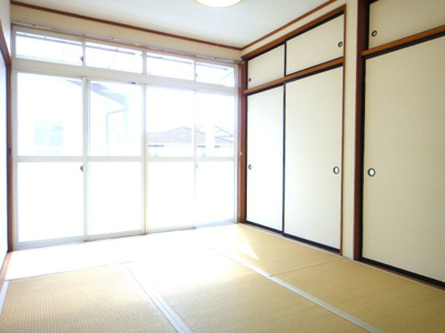 【その他】 | パールハイツⅠ | 清潔感のある和室です。