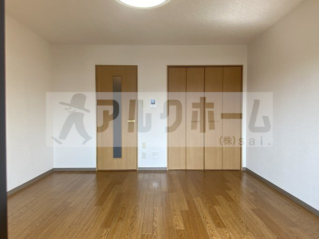 ティーエヌコートの居間・リビング