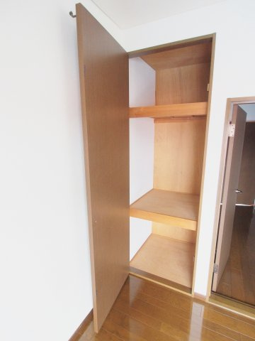 天畠貸家の居間・リビング