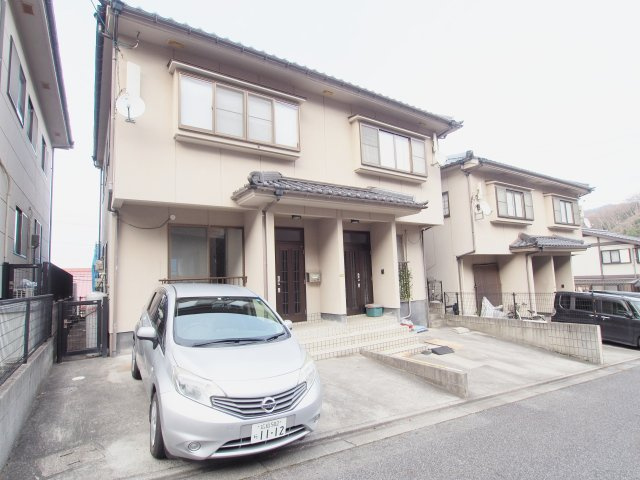 天畠貸家の外観