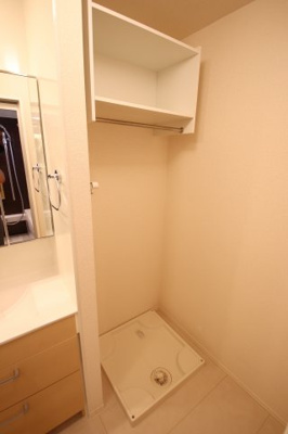 【設備】 |  レジデンシア藤沢台 | 室内洗濯機置場