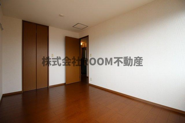 Mフォレストの寝室|開放的な寝室です