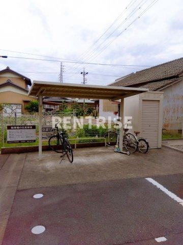 カピオン門間の駐車場