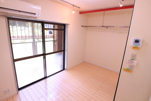 ファーストマンションの寝室