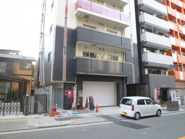 プレアデス元町の周辺