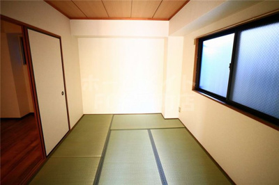 【和室】 | アークパル | 畳の上でゆっくりとくつろげる和室です