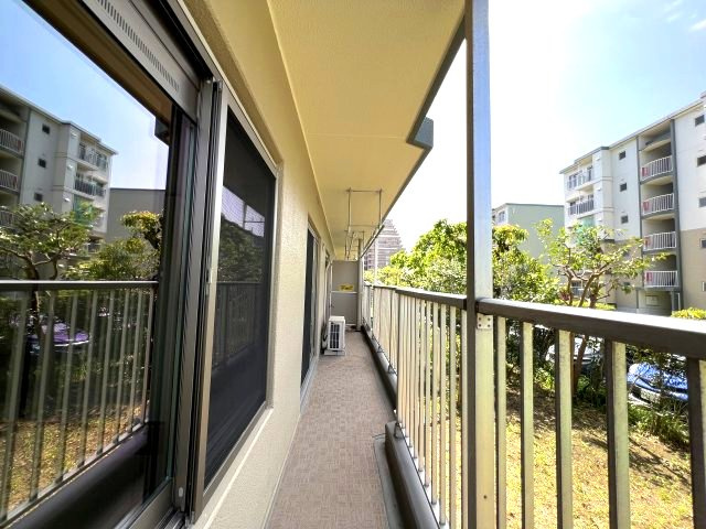 【バルコニー】