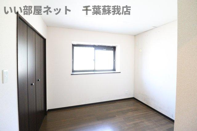 ラ・プルミエールの洋室|使い勝手のいい洋室です