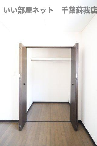 ラ・プルミエールの収納|小物を収納するのに便利です