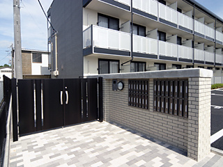 【エントランス】 | トラストワーズィ