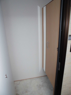 【玄関】 | PARK HILLS MIYAKO F | ※同物件・反転タイプの写真です。