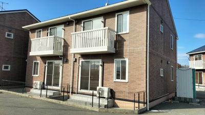 【外観】 | アーバンスイートC棟(家賃半額補助対象）ペット可物件 | 外観もきれいです