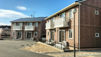 【外観】 | アーバンスイートD棟(家賃半額補助対象）ペット可物件 | 外観もきれいです