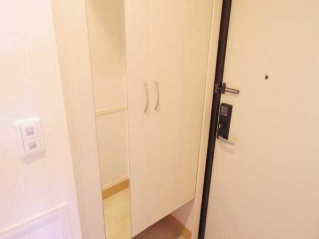 ドルチェ・ヴィータの玄関