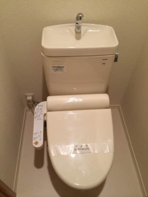 【トイレ】 | シャーメゾン秋山Ｃ