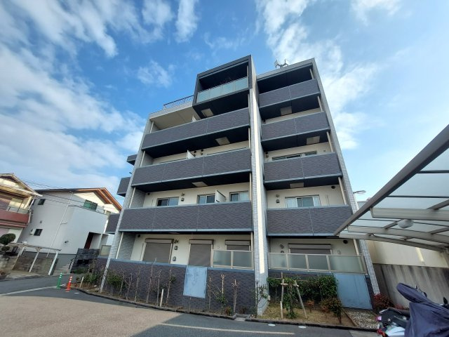 YF宮山台ガーデンの外観