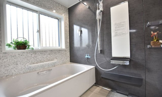 【浴室】 | 山武市成東　平家モデルハウス | 令和3年5月築４LDK平屋未入居 土地約158坪 建物約48坪　オール電化