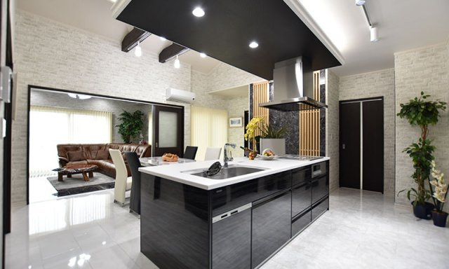 山武市成東　平家モデルハウスのキッチン|令和3年5月築４LDK平屋未入居 土地約158坪 建物約48坪　オール電化