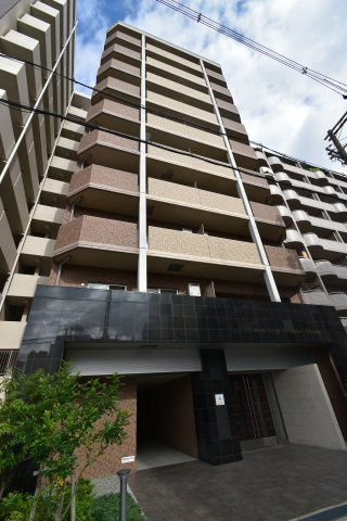 スワンズシティ難波南の外観