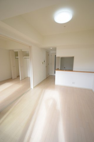 スワンズシティ難波南の居間・リビング