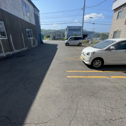 アリビオ若山の駐車場|駐車場完備です