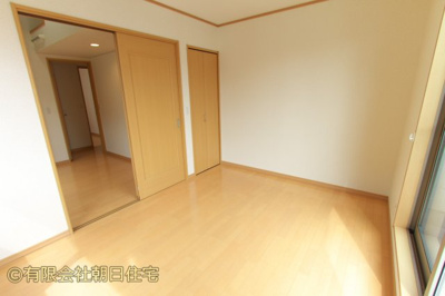 【居間・リビング】 | ハイム・ＲＫ | 2階ベランダ側6洋