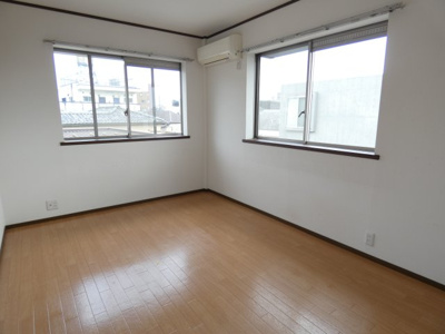 【寝室】