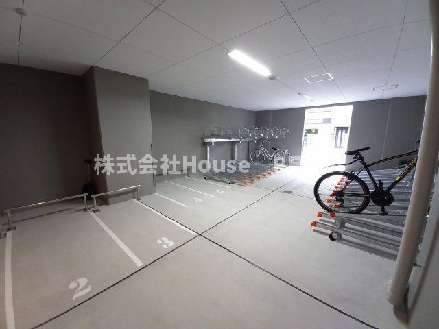 エスプレイス神戸フォルムスクエアの駐車場