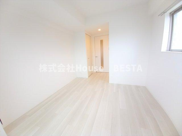 エスプレイス神戸フォルムスクエアの居間・リビング