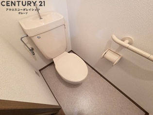 コンパクトなトイレです。