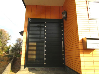 【玄関】 | 高知市福井町　中古売家　5SLDK | 玄関ポーチ