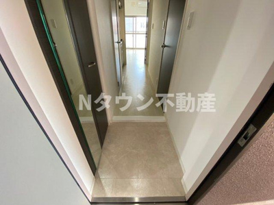 【玄関】 | フェアリー | 開放的で明るい空間を演出してくれるバルコニーです