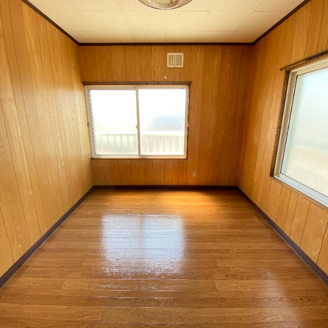 桜木ハイツ１号棟の洋室